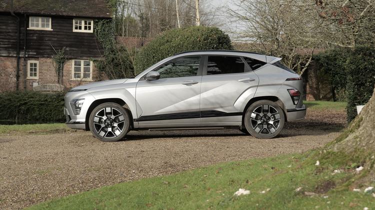 HYUNDAI KONA 160kW Advance 65kWh 5dr Auto